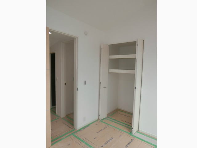 3F洋室(約5.3帖)クローゼット