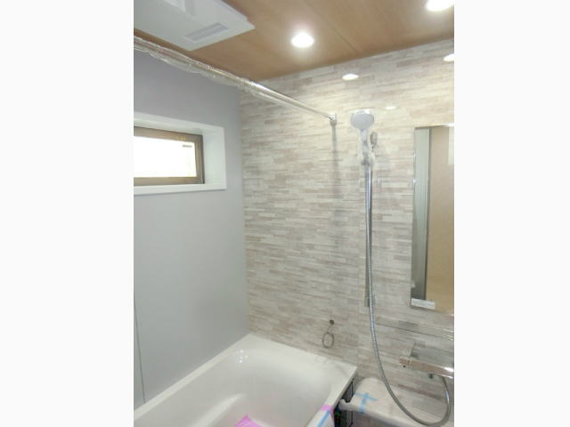 換気乾燥機付きユニットバス施工